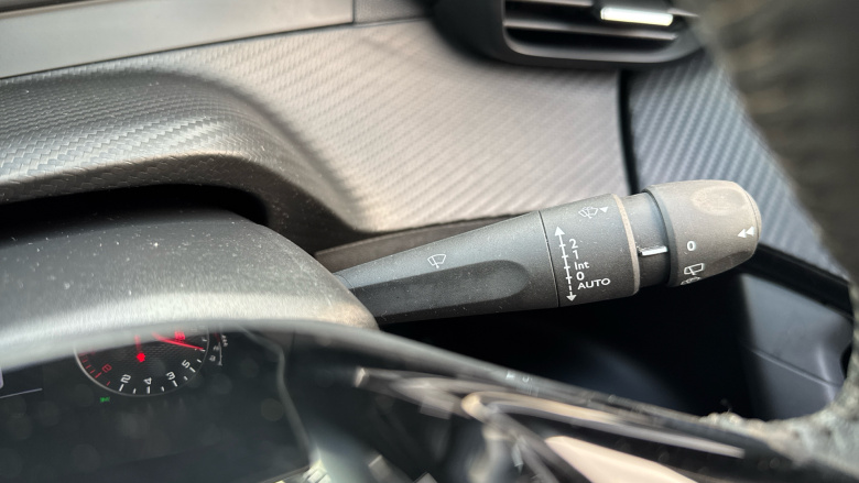 Peugeot 2008 1.2 PureTech Active Premium 5dr Petrol Estate